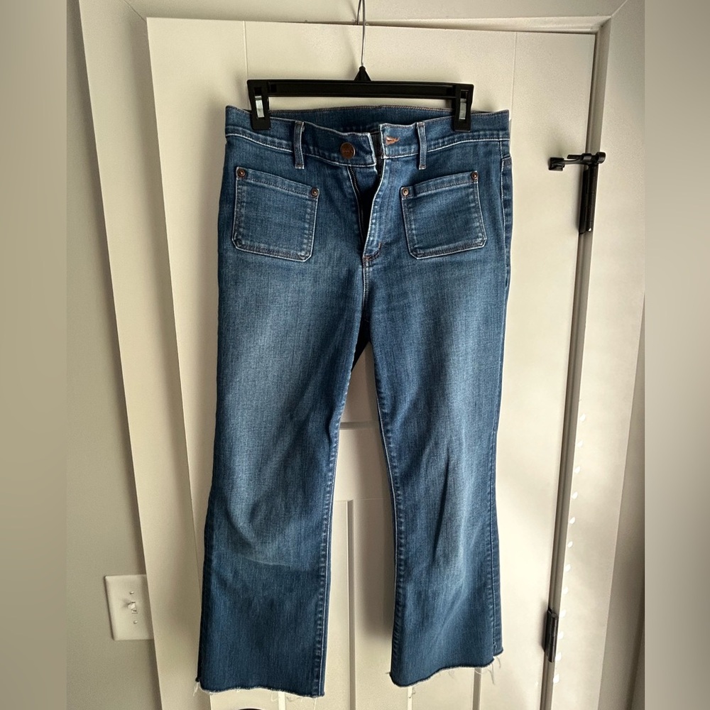 Women's Cropped Blue Jeans